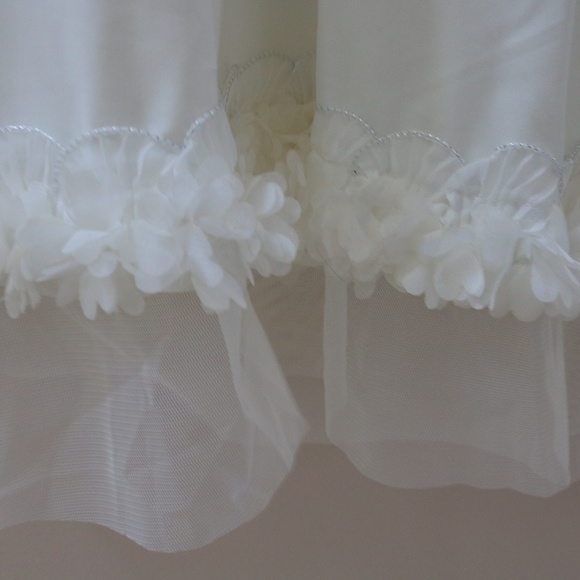 🌸 Refka Dress with Lace and Tie - Picture 3 of 7